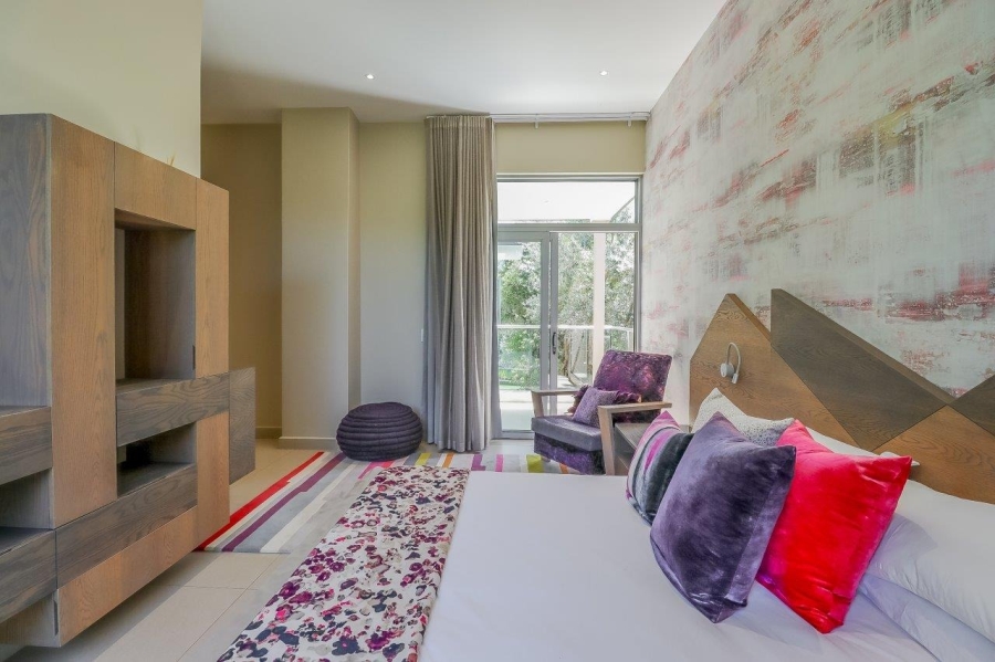 6 Bedroom Property for Sale in The Islands Estates North West